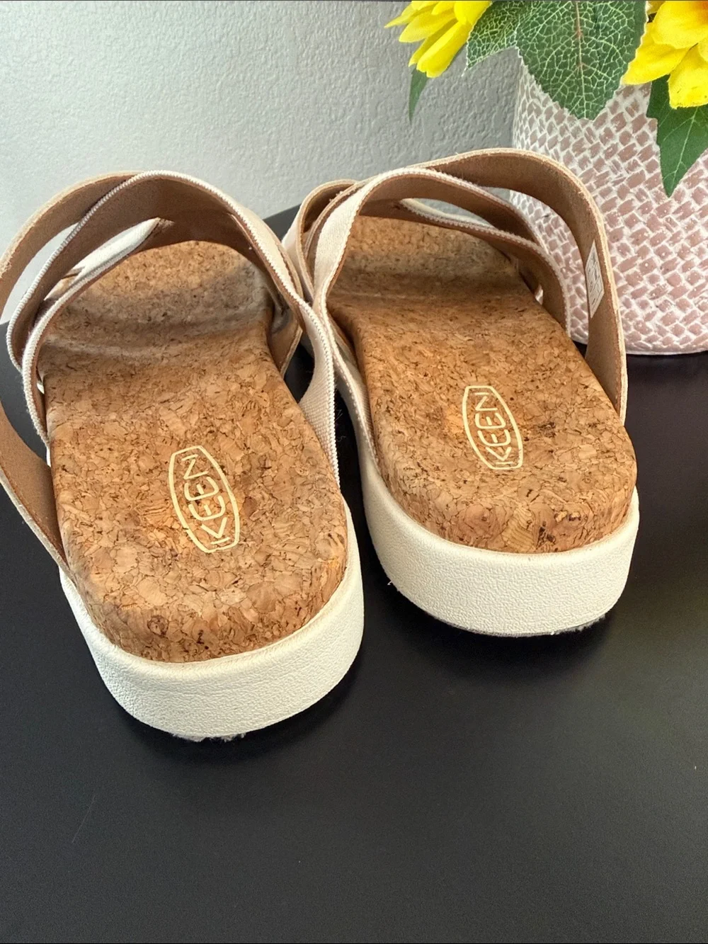 Keen Women's Elle Off-White Crisscross Slide Sandals